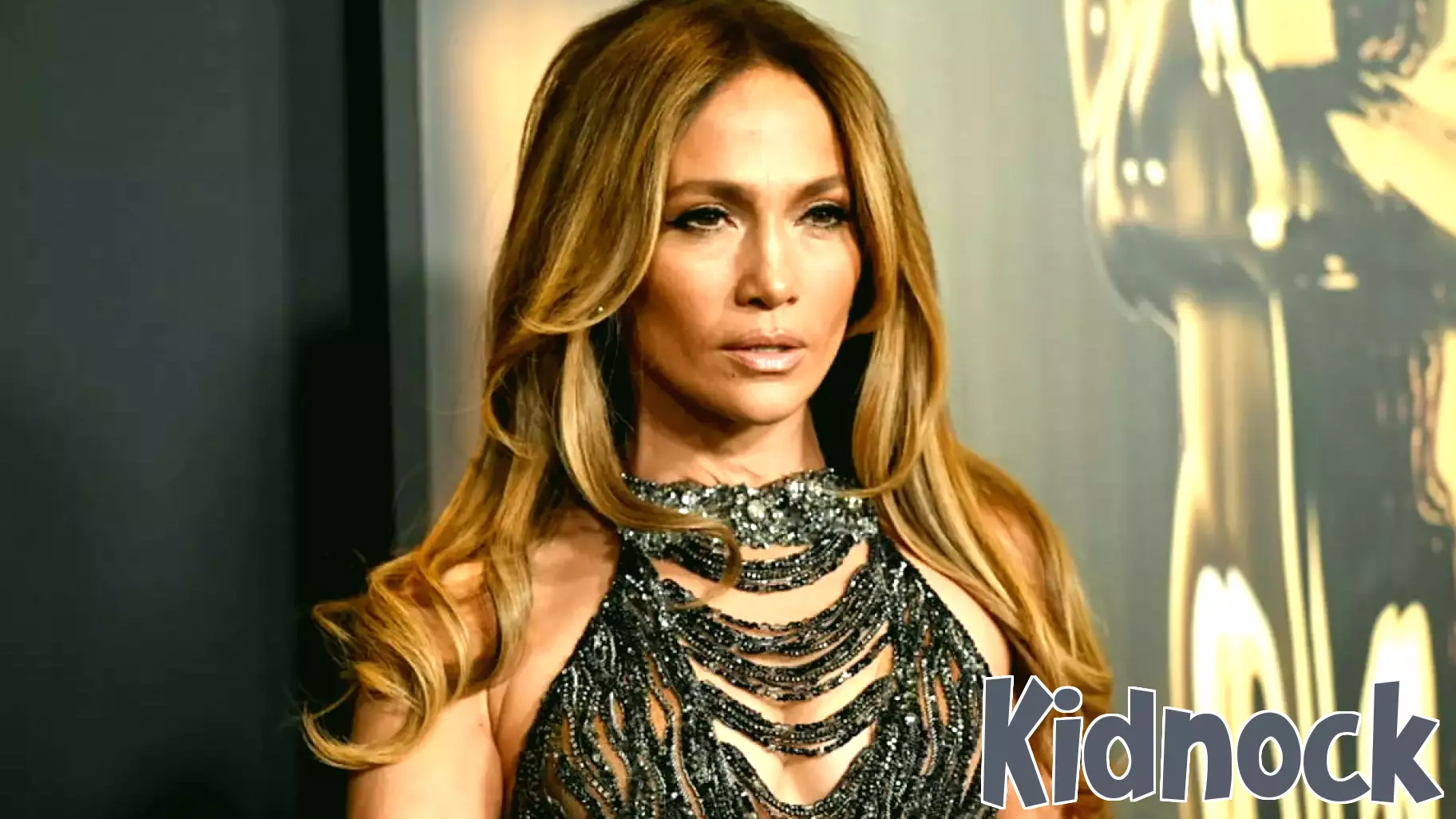 Jennifer Lopez Opens Up About Parenting Challenges with Teen Twins